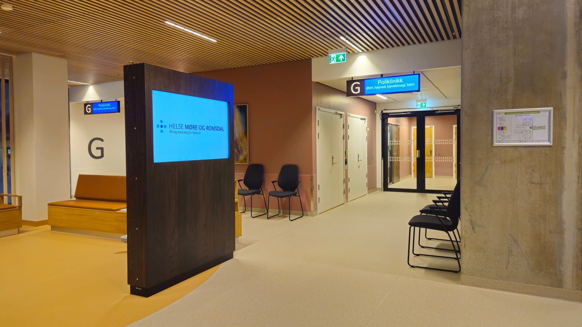 indoor LED screen at Sykehusbygg/HENT