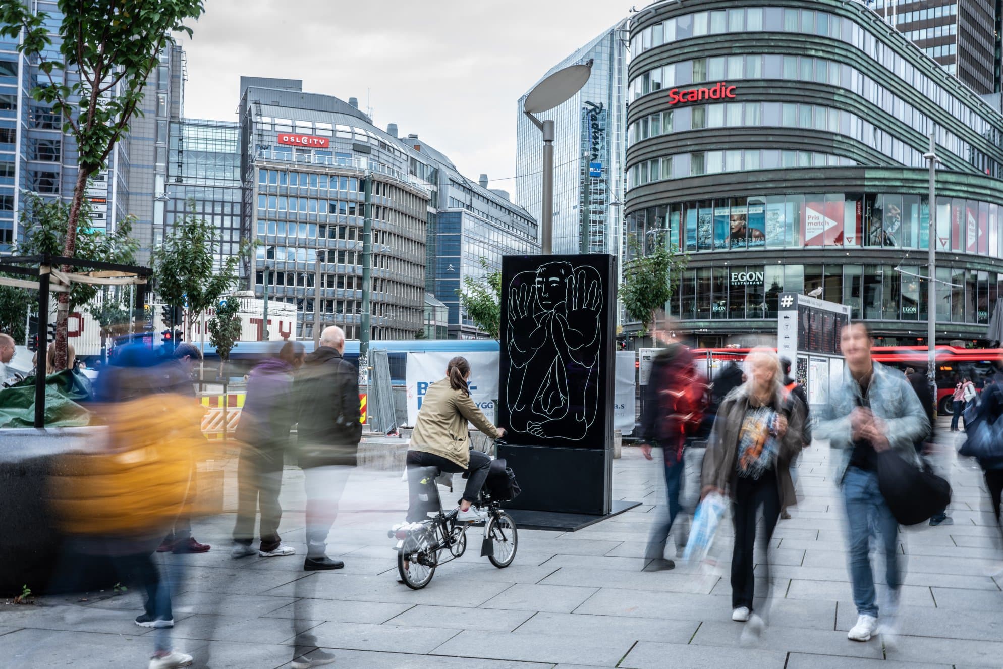 outdoor LED screen at Unge Kunstneres Samfund